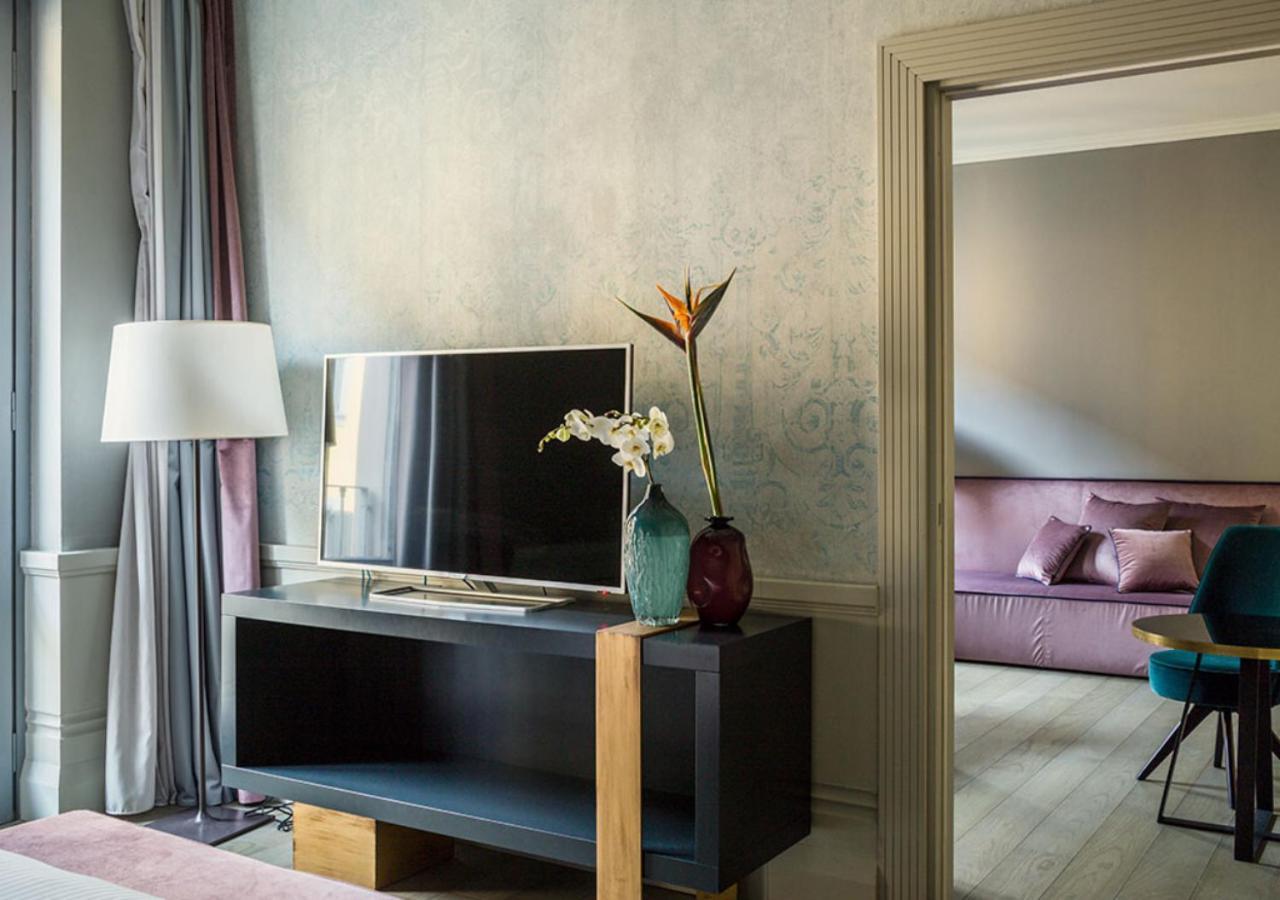 Palazzo Cornalia Hotell Milano Eksteriør bilde A room at the hotel