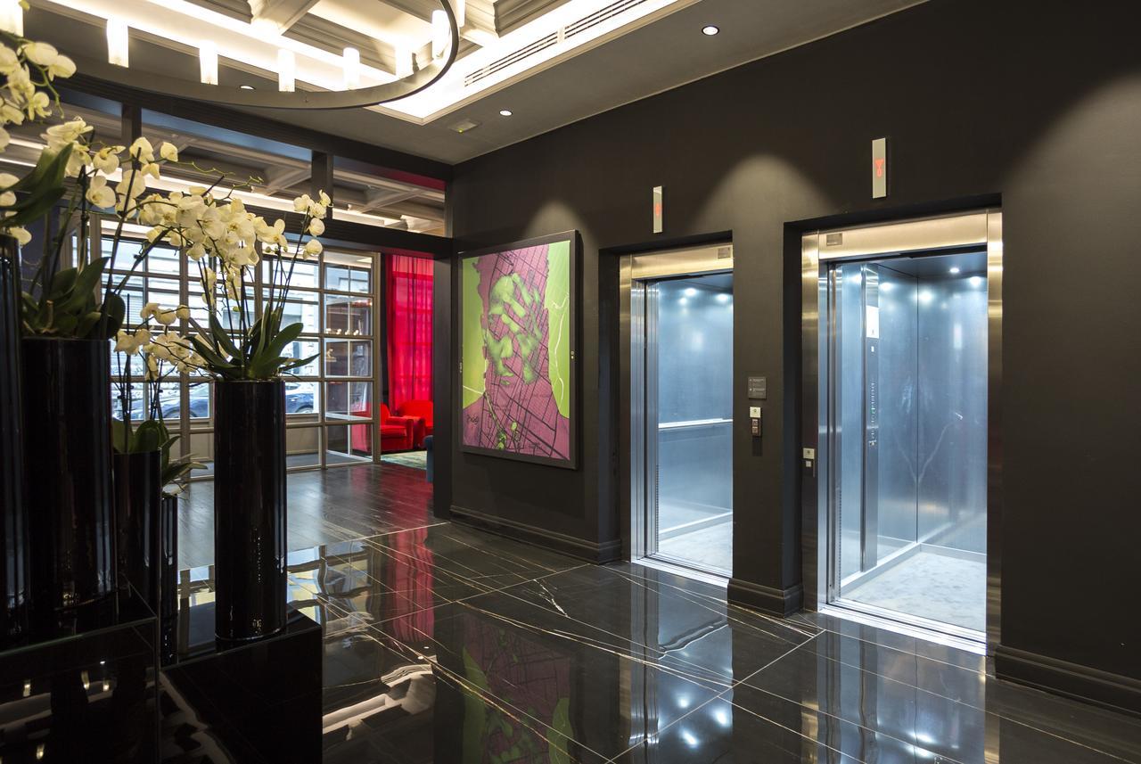 Palazzo Cornalia Hotell Milano Eksteriør bilde Elevators in a hotel